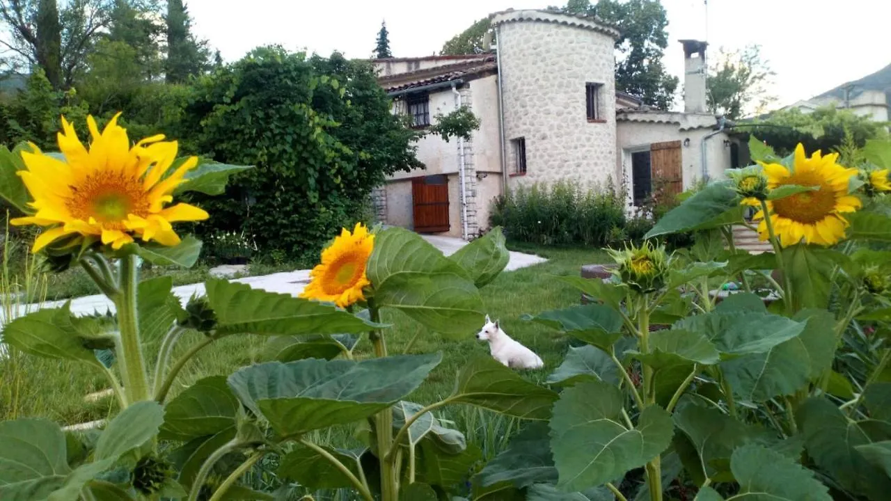 Guest house Clot De Felines Chambre Spacieuse Hotel Entrevaux