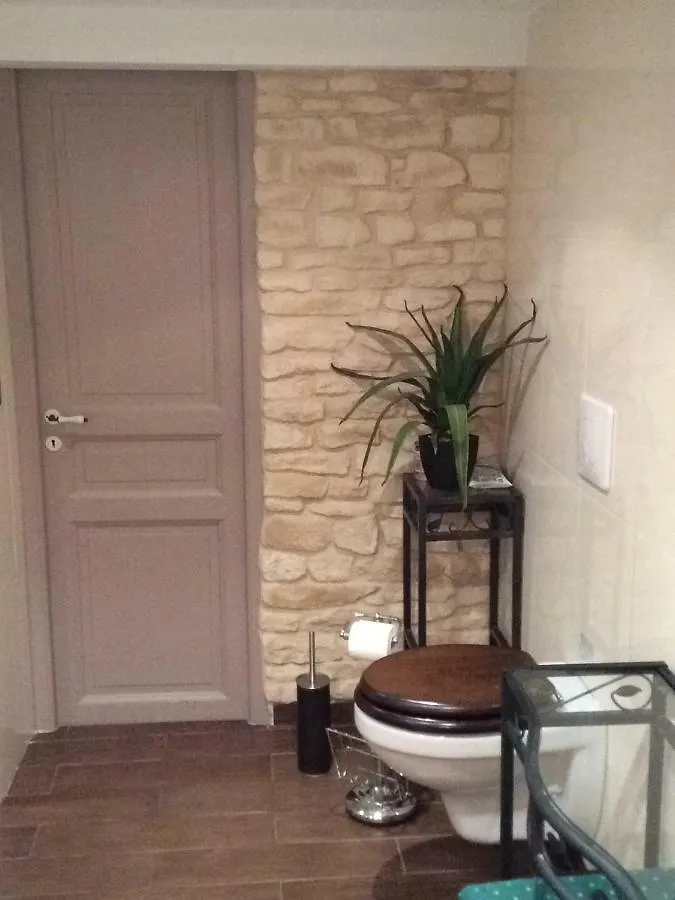 Clot De Felines Chambre Spacieuse Hotel Entrevaux 0*,